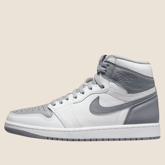 Air Jordan 1 Retro High OG 'Stealth'